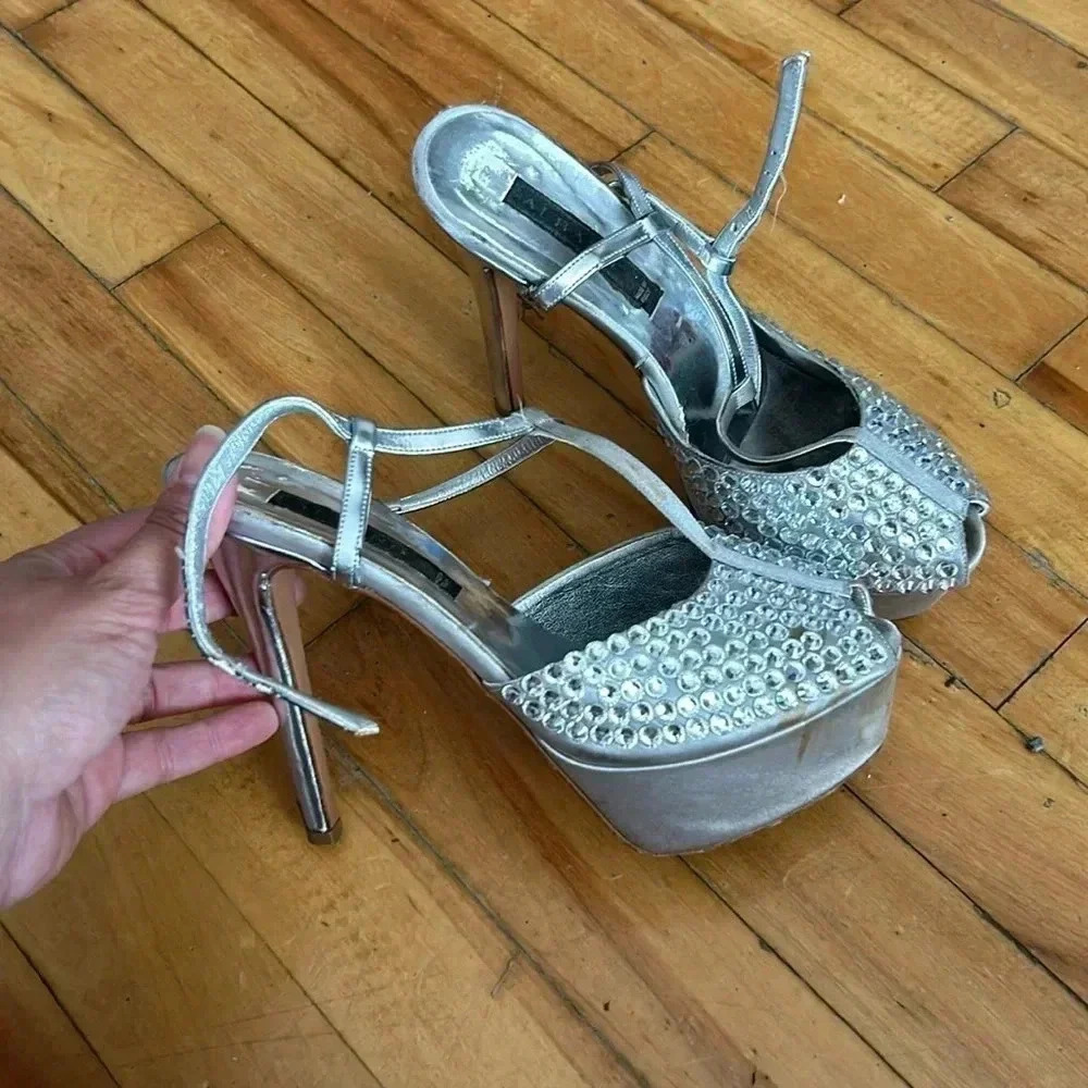 Albano‎  silver heels